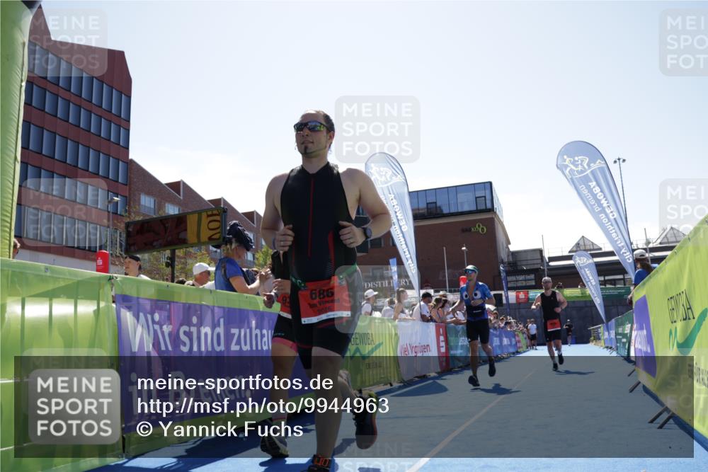 09.08.2026 - GEWOBA Citytriathlon Bremen Yannick Fuchs http://msf.ph/oto/9944963 09.08.2026 14:21:00 Ziel 615, 686, 806, 809, 935 meine-sportfotos.de