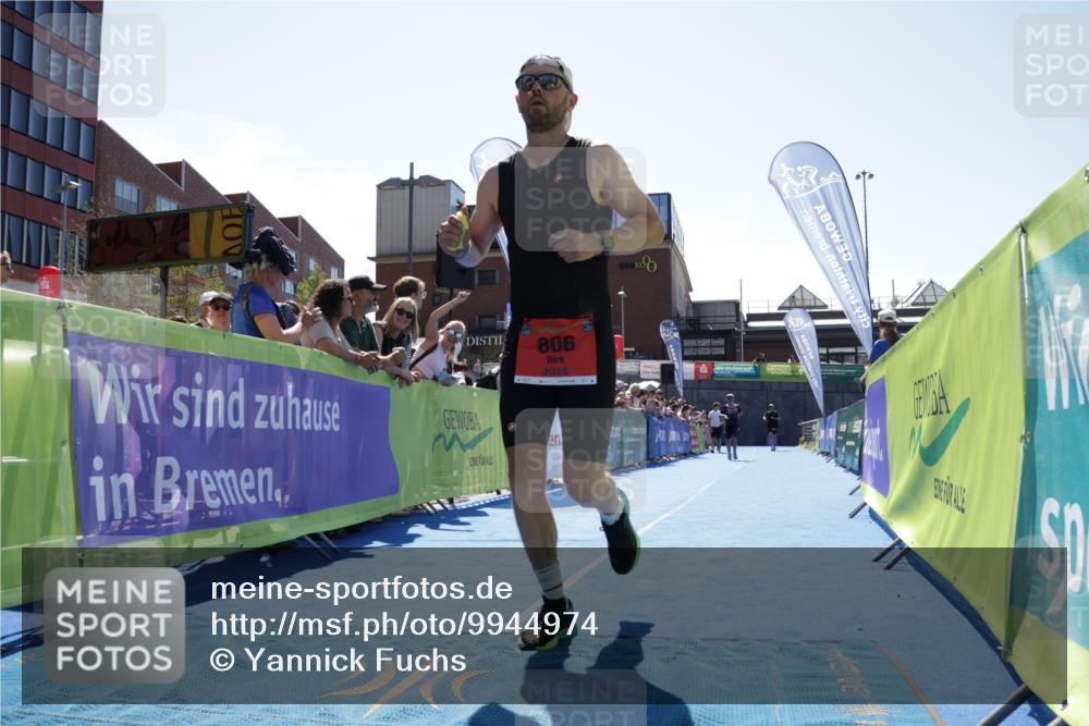 09.08.2026 - GEWOBA Citytriathlon Bremen Yannick Fuchs http://msf.ph/oto/9944974 09.08.2026 14:21:03 Ziel 615, 686, 806, 809, 935 meine-sportfotos.de