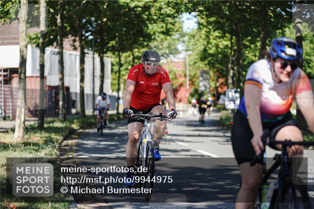 09.08.2026 - GEWOBA Citytriathlon Bremen Michael Burmester http://msf.ph/oto/9944975 09.08.2026 10:36:43 Radfahren 19, 41, 67, 93, 157, 163, 191, 223, 225, 235, 281, 349, 426, 491 meine-sportfotos.de