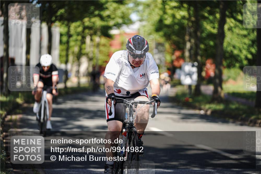 09.08.2026 - GEWOBA Citytriathlon Bremen Michael Burmester http://msf.ph/oto/9944982 09.08.2026 10:36:46 Radfahren 19, 41, 67, 93, 111, 157, 191, 225, 235, 247, 281, 349, 426, 491 meine-sportfotos.de