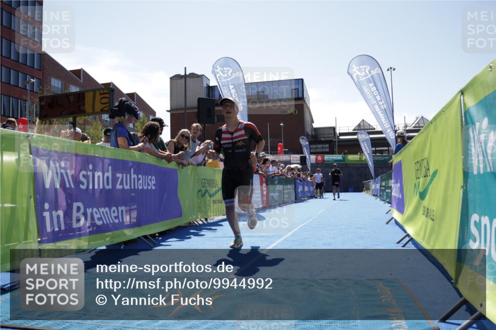 09.08.2026 - GEWOBA Citytriathlon Bremen Yannick Fuchs http://msf.ph/oto/9944992 09.08.2026 14:21:08 Ziel 589, 806 meine-sportfotos.de