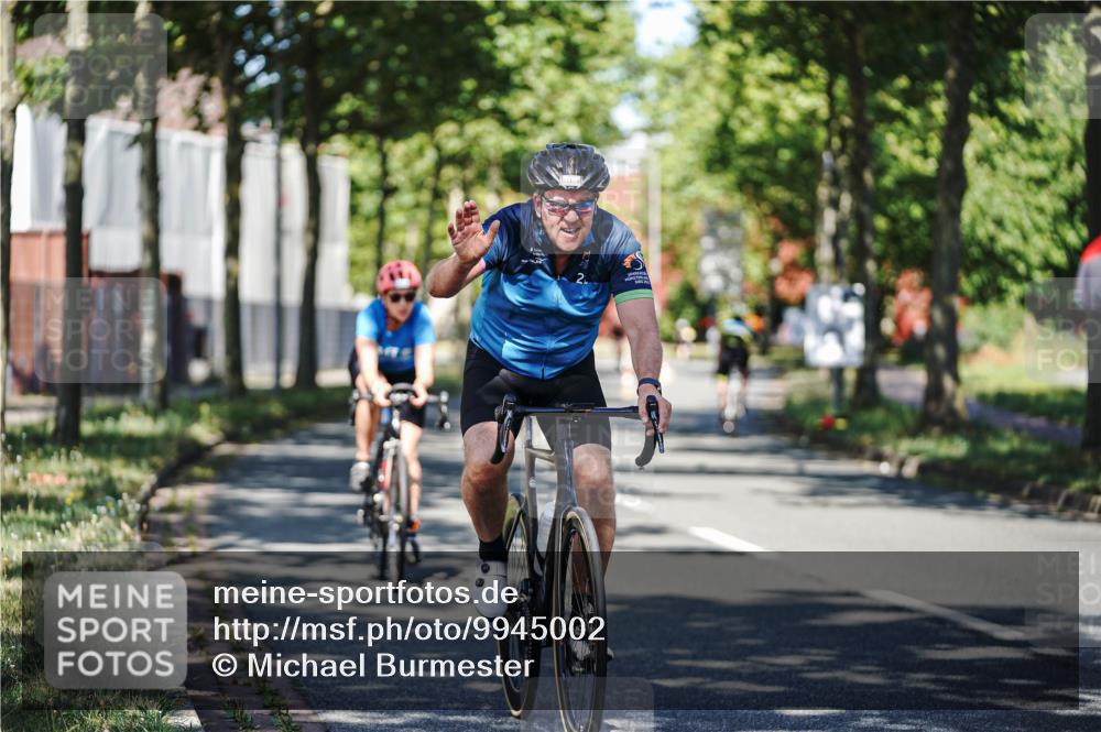09.08.2026 - GEWOBA Citytriathlon Bremen Michael Burmester http://msf.ph/oto/9945002 09.08.2026 10:36:53 Radfahren 13, 33, 41, 67, 85, 93, 111, 157, 235, 247, 281, 349, 491 meine-sportfotos.de