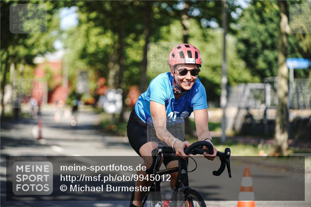 09.08.2026 - GEWOBA Citytriathlon Bremen Michael Burmester http://msf.ph/oto/9945012 09.08.2026 10:36:54 Radfahren 13, 33, 67, 85, 93, 111, 157, 205, 235, 247, 349, 491 meine-sportfotos.de