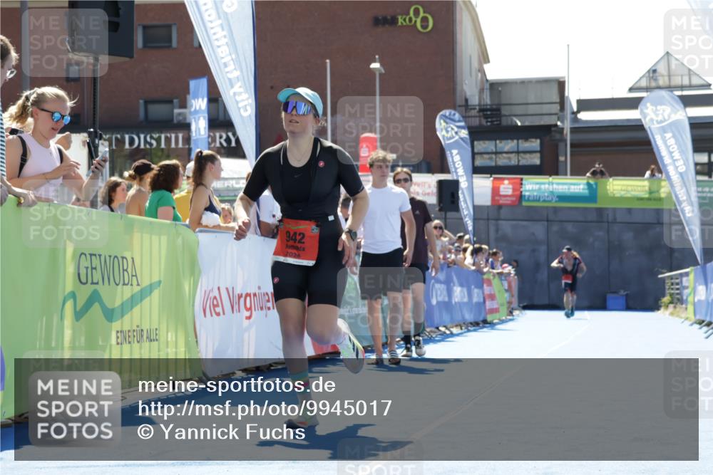 09.08.2026 - GEWOBA Citytriathlon Bremen Yannick Fuchs http://msf.ph/oto/9945017 09.08.2026 14:21:17 Ziel 719, 942 meine-sportfotos.de