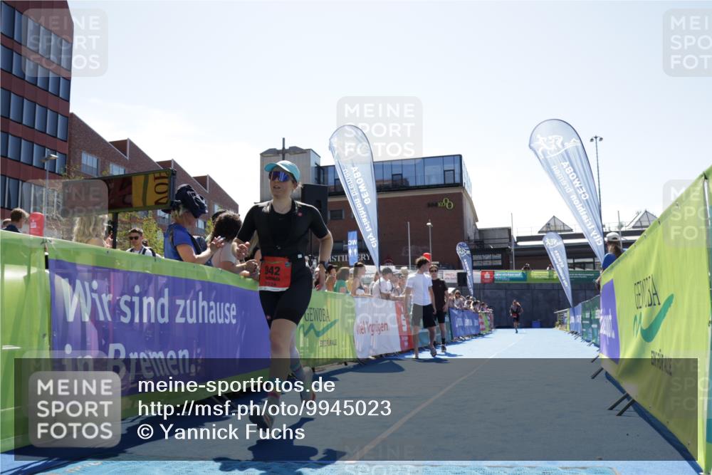 09.08.2026 - GEWOBA Citytriathlon Bremen Yannick Fuchs http://msf.ph/oto/9945023 09.08.2026 14:21:17 Ziel 719, 942 meine-sportfotos.de