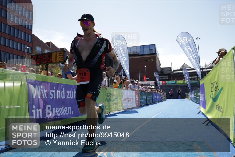 09.08.2026 - GEWOBA Citytriathlon Bremen Yannick Fuchs http://msf.ph/oto/9945048 09.08.2026 14:21:28 Ziel 614 meine-sportfotos.de