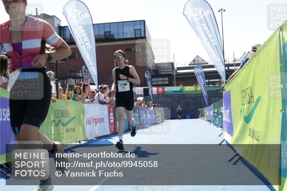 09.08.2026 - GEWOBA Citytriathlon Bremen Yannick Fuchs http://msf.ph/oto/9945058 09.08.2026 14:21:34 Ziel 970, 1146 meine-sportfotos.de