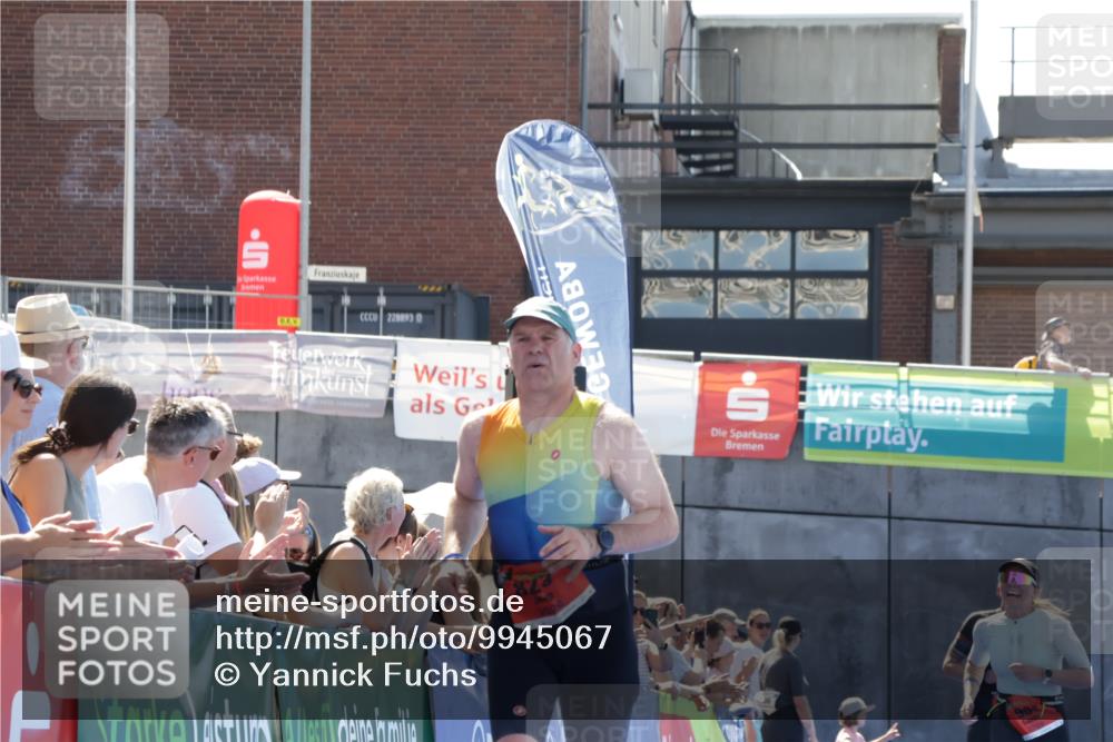 09.08.2026 - GEWOBA Citytriathlon Bremen Yannick Fuchs http://msf.ph/oto/9945067 09.08.2026 14:21:42 Ziel 823 meine-sportfotos.de