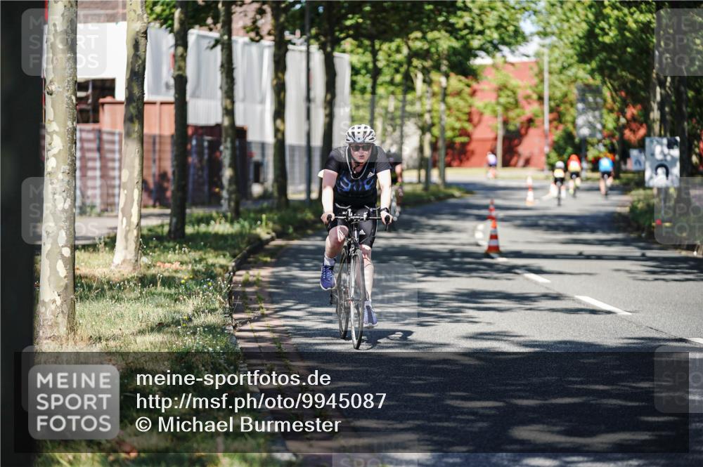 09.08.2026 - GEWOBA Citytriathlon Bremen Michael Burmester http://msf.ph/oto/9945087 09.08.2026 10:37:27 Radfahren 53, 61, 185, 287, 434, 459 meine-sportfotos.de