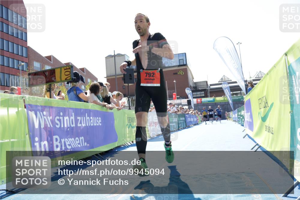 09.08.2026 - GEWOBA Citytriathlon Bremen Yannick Fuchs http://msf.ph/oto/9945094 09.08.2026 14:21:49 Ziel 792, 823, 981, 1133 meine-sportfotos.de
