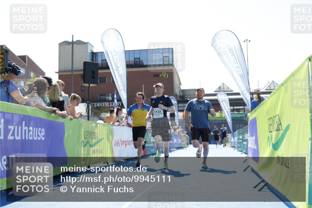 09.08.2026 - GEWOBA Citytriathlon Bremen Yannick Fuchs http://msf.ph/oto/9945111 09.08.2026 14:21:53 Ziel 630, 792, 981, 1133 meine-sportfotos.de