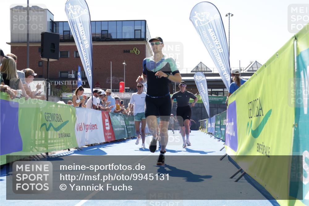 09.08.2026 - GEWOBA Citytriathlon Bremen Yannick Fuchs http://msf.ph/oto/9945131 09.08.2026 14:21:57 Ziel 630, 1133, 1156 meine-sportfotos.de