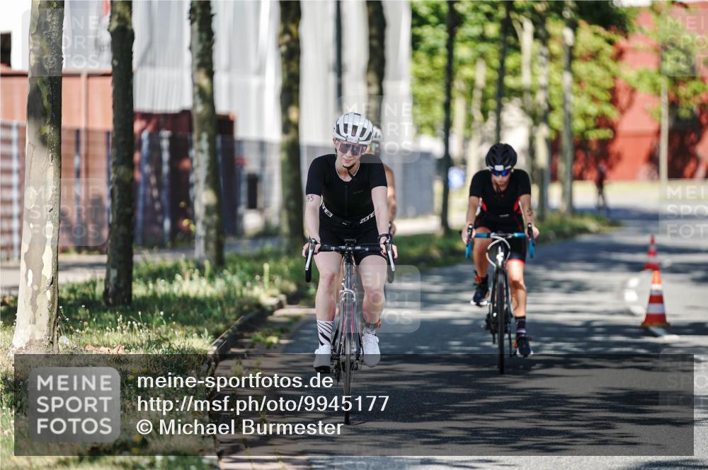 09.08.2026 - GEWOBA Citytriathlon Bremen Michael Burmester http://msf.ph/oto/9945177 09.08.2026 10:38:35 Radfahren 127, 183, 409, 424, 425, 435 meine-sportfotos.de