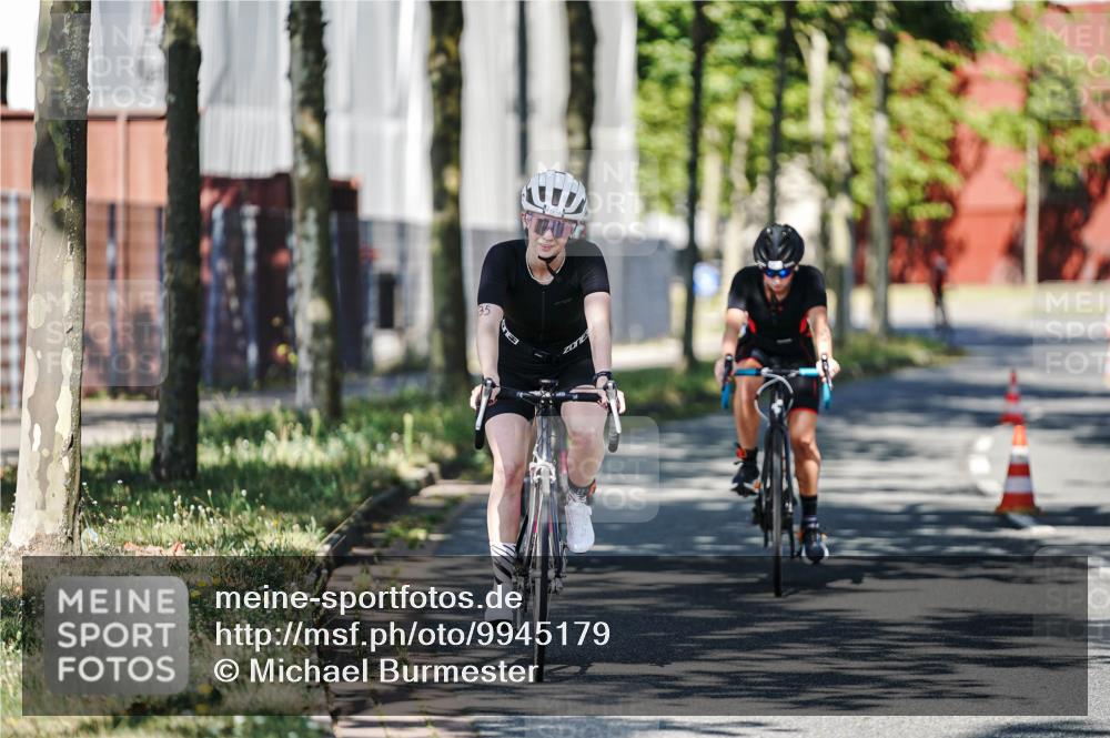 09.08.2026 - GEWOBA Citytriathlon Bremen Michael Burmester http://msf.ph/oto/9945179 09.08.2026 10:38:35 Radfahren 127, 183, 409, 424, 425, 435 meine-sportfotos.de