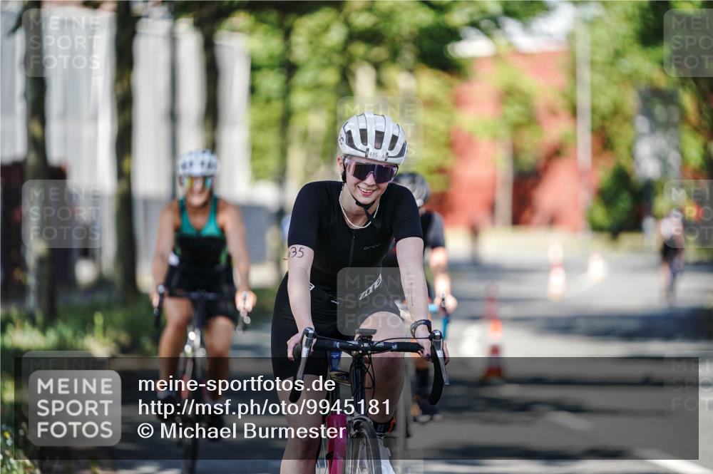 09.08.2026 - GEWOBA Citytriathlon Bremen Michael Burmester http://msf.ph/oto/9945181 09.08.2026 10:38:36 Radfahren 127, 183, 424, 425, 435 meine-sportfotos.de