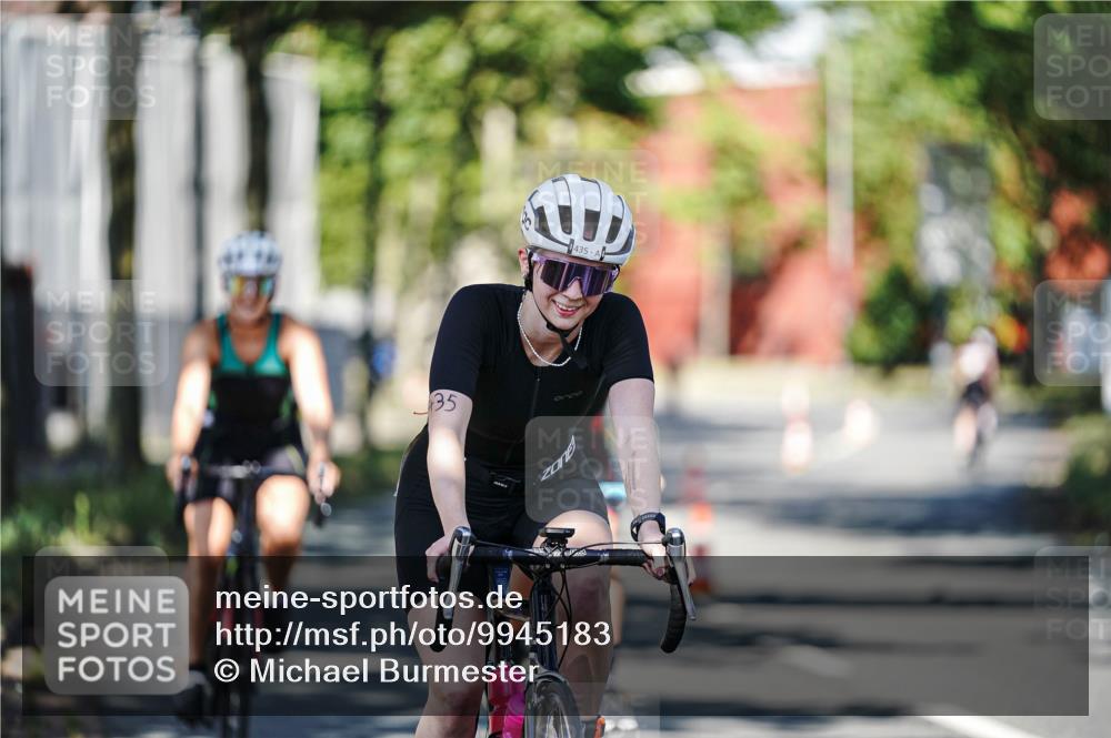 09.08.2026 - GEWOBA Citytriathlon Bremen Michael Burmester http://msf.ph/oto/9945183 09.08.2026 10:38:36 Radfahren 127, 183, 424, 425, 435 meine-sportfotos.de