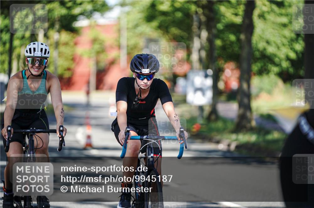 09.08.2026 - GEWOBA Citytriathlon Bremen Michael Burmester http://msf.ph/oto/9945187 09.08.2026 10:38:37 Radfahren 127, 183, 424, 425, 435, 512 meine-sportfotos.de