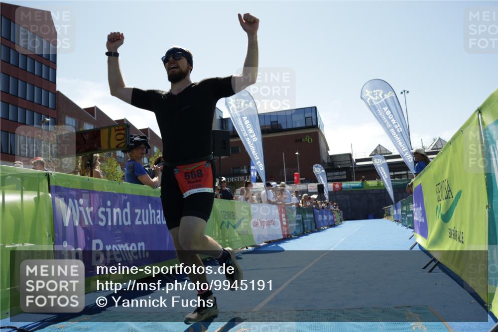 09.08.2026 - GEWOBA Citytriathlon Bremen Yannick Fuchs http://msf.ph/oto/9945191 09.08.2026 14:22:11 Ziel 568 meine-sportfotos.de