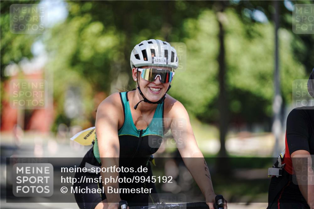 09.08.2026 - GEWOBA Citytriathlon Bremen Michael Burmester http://msf.ph/oto/9945192 09.08.2026 10:38:38 Radfahren 183, 424, 425, 435, 512 meine-sportfotos.de
