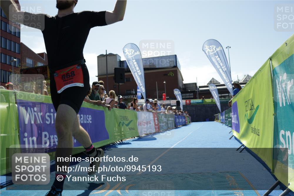 09.08.2026 - GEWOBA Citytriathlon Bremen Yannick Fuchs http://msf.ph/oto/9945193 09.08.2026 14:22:12 Ziel 568 meine-sportfotos.de