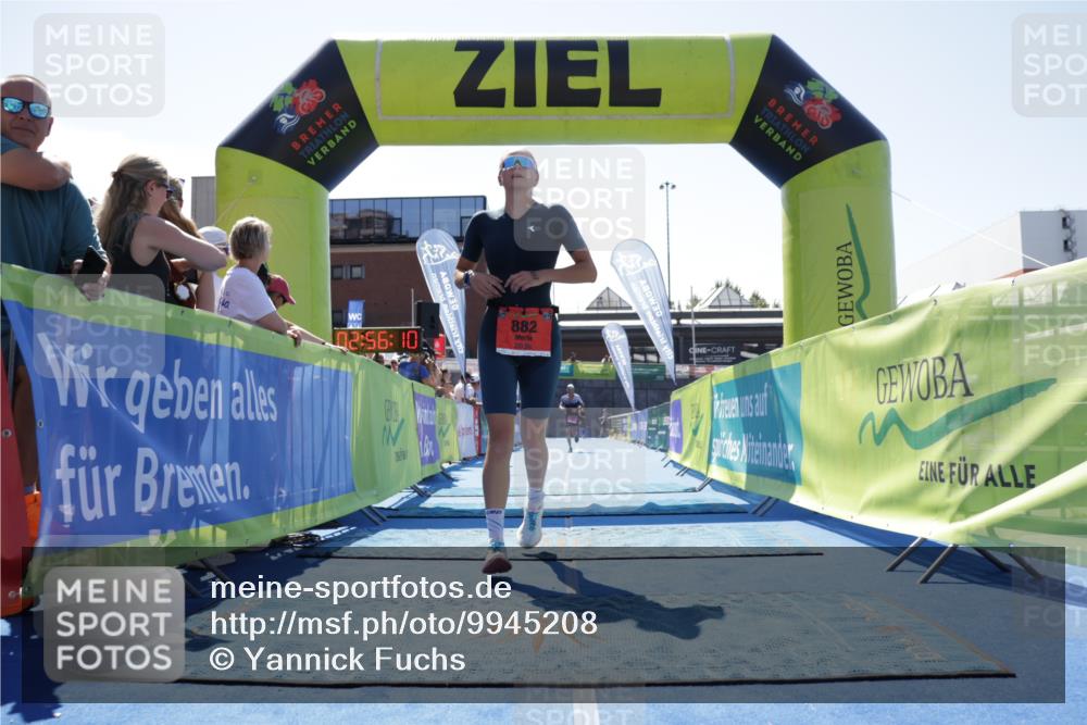 09.08.2026 - GEWOBA Citytriathlon Bremen Yannick Fuchs http://msf.ph/oto/9945208 09.08.2026 14:22:32 Ziel 882 meine-sportfotos.de