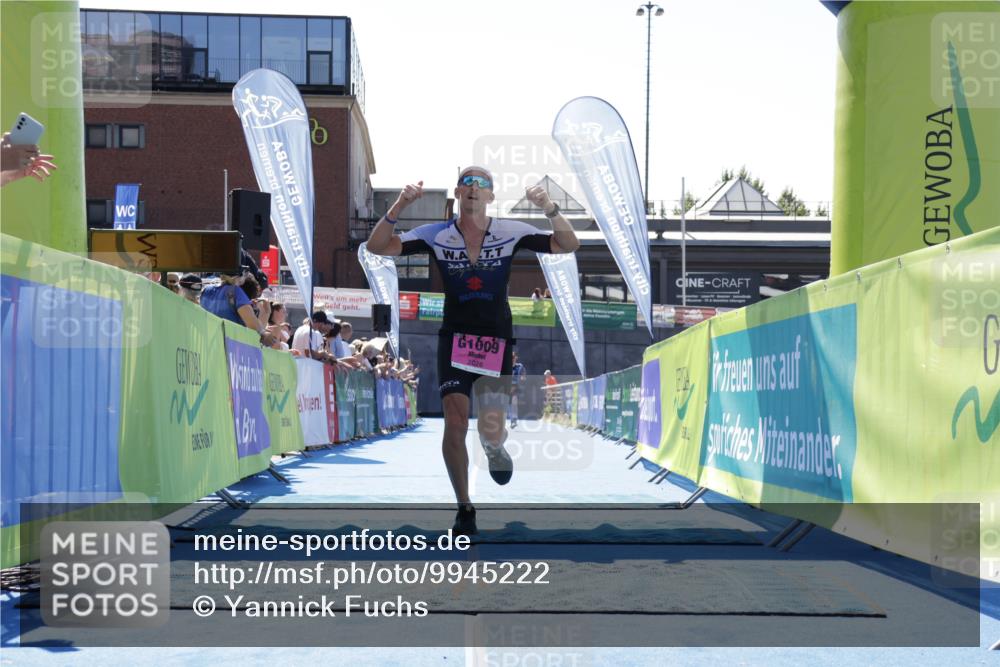 09.08.2026 - GEWOBA Citytriathlon Bremen Yannick Fuchs http://msf.ph/oto/9945222 09.08.2026 14:22:38 Ziel 911 meine-sportfotos.de