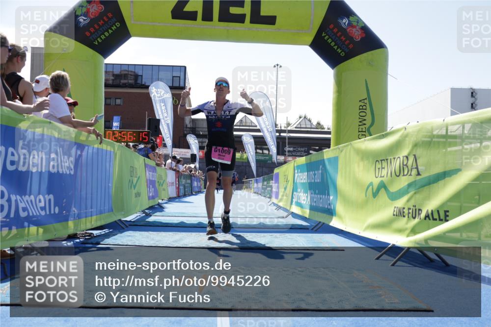 09.08.2026 - GEWOBA Citytriathlon Bremen Yannick Fuchs http://msf.ph/oto/9945226 09.08.2026 14:22:38 Ziel 911 meine-sportfotos.de