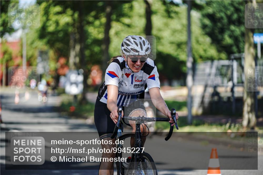 09.08.2026 - GEWOBA Citytriathlon Bremen Michael Burmester http://msf.ph/oto/9945227 09.08.2026 10:38:59 Radfahren 73, 351, 525 meine-sportfotos.de