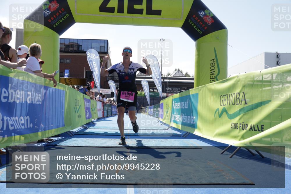 09.08.2026 - GEWOBA Citytriathlon Bremen Yannick Fuchs http://msf.ph/oto/9945228 09.08.2026 14:22:38 Ziel 911 meine-sportfotos.de