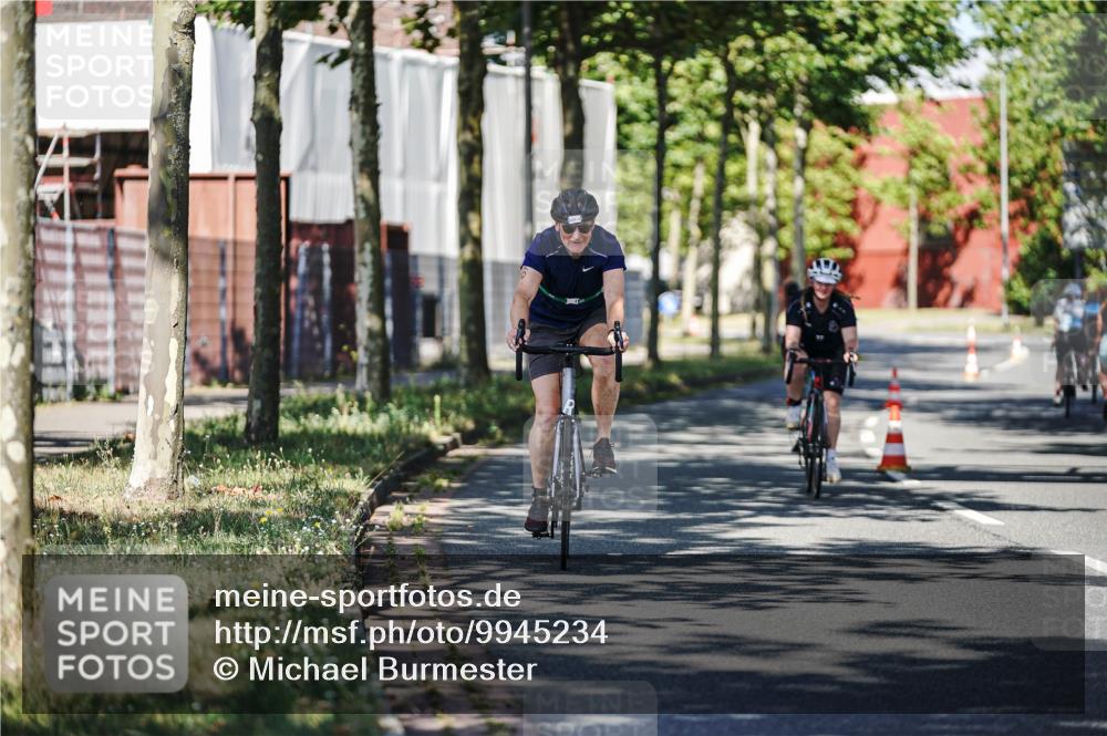 09.08.2026 - GEWOBA Citytriathlon Bremen Michael Burmester http://msf.ph/oto/9945234 09.08.2026 10:39:12 Radfahren 81, 420, 429 meine-sportfotos.de