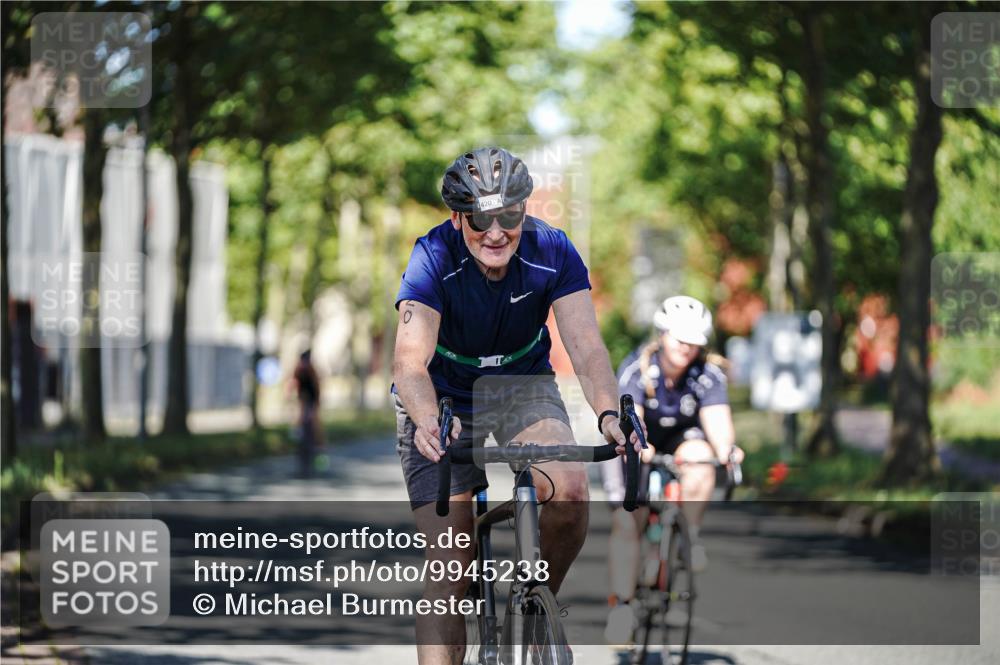 09.08.2026 - GEWOBA Citytriathlon Bremen Michael Burmester http://msf.ph/oto/9945238 09.08.2026 10:39:13 Radfahren 81, 420, 429 meine-sportfotos.de