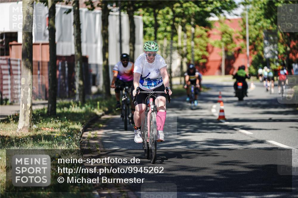 09.08.2026 - GEWOBA Citytriathlon Bremen Michael Burmester http://msf.ph/oto/9945262 09.08.2026 10:39:35 Radfahren 9, 227, 245, 431, 499 meine-sportfotos.de