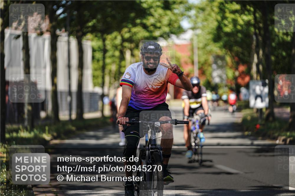 09.08.2026 - GEWOBA Citytriathlon Bremen Michael Burmester http://msf.ph/oto/9945270 09.08.2026 10:39:37 Radfahren 9, 227, 245, 469, 499 meine-sportfotos.de