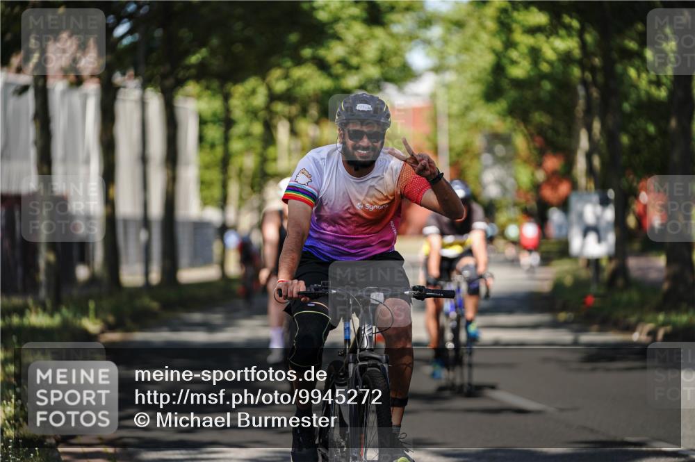 09.08.2026 - GEWOBA Citytriathlon Bremen Michael Burmester http://msf.ph/oto/9945272 09.08.2026 10:39:37 Radfahren 9, 227, 245, 469, 499 meine-sportfotos.de
