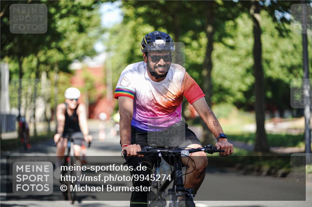 09.08.2026 - GEWOBA Citytriathlon Bremen Michael Burmester http://msf.ph/oto/9945274 09.08.2026 10:39:38 Radfahren 9, 227, 245, 469, 499 meine-sportfotos.de