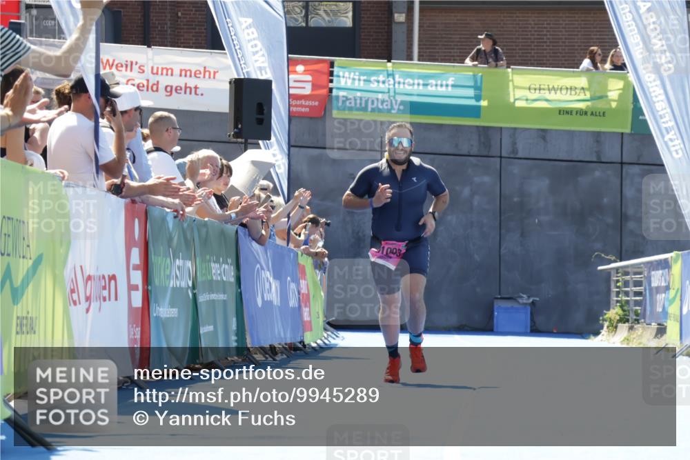 09.08.2026 - GEWOBA Citytriathlon Bremen Yannick Fuchs http://msf.ph/oto/9945289 09.08.2026 14:23:03 Ziel 1003, 1003 meine-sportfotos.de