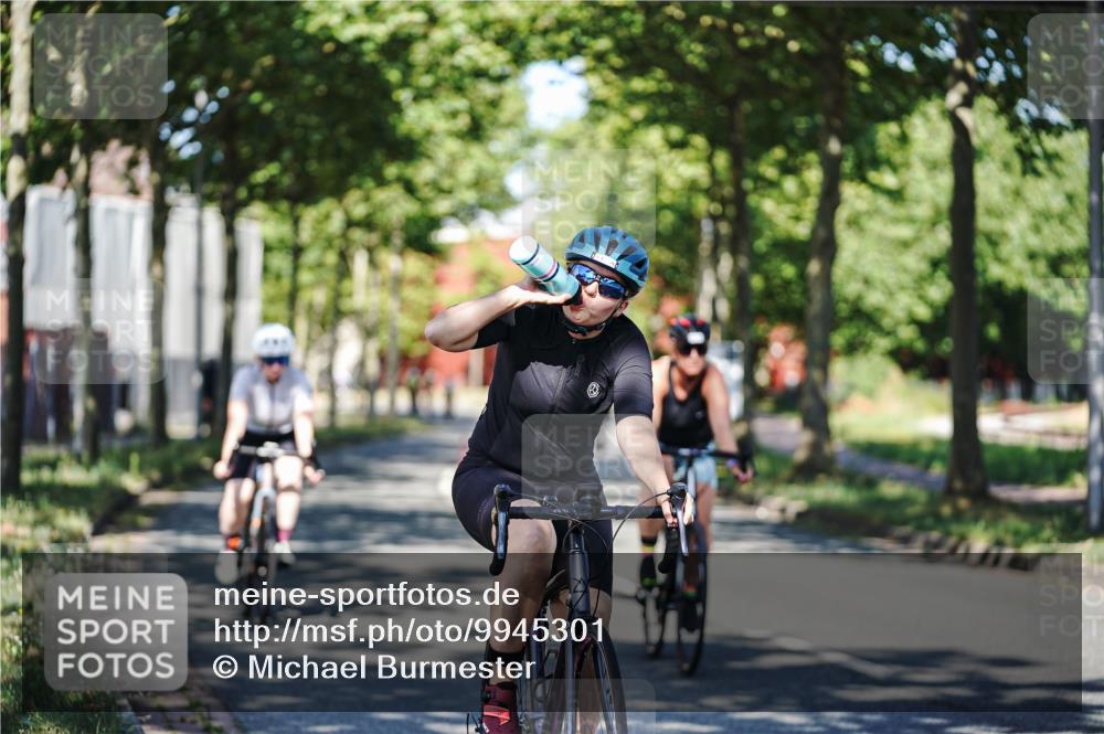 09.08.2026 - GEWOBA Citytriathlon Bremen Michael Burmester http://msf.ph/oto/9945301 09.08.2026 10:40:00 Radfahren 11, 69, 197, 203, 485 meine-sportfotos.de