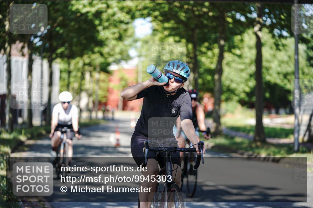 09.08.2026 - GEWOBA Citytriathlon Bremen Michael Burmester http://msf.ph/oto/9945303 09.08.2026 10:40:00 Radfahren 11, 69, 197, 203, 485 meine-sportfotos.de