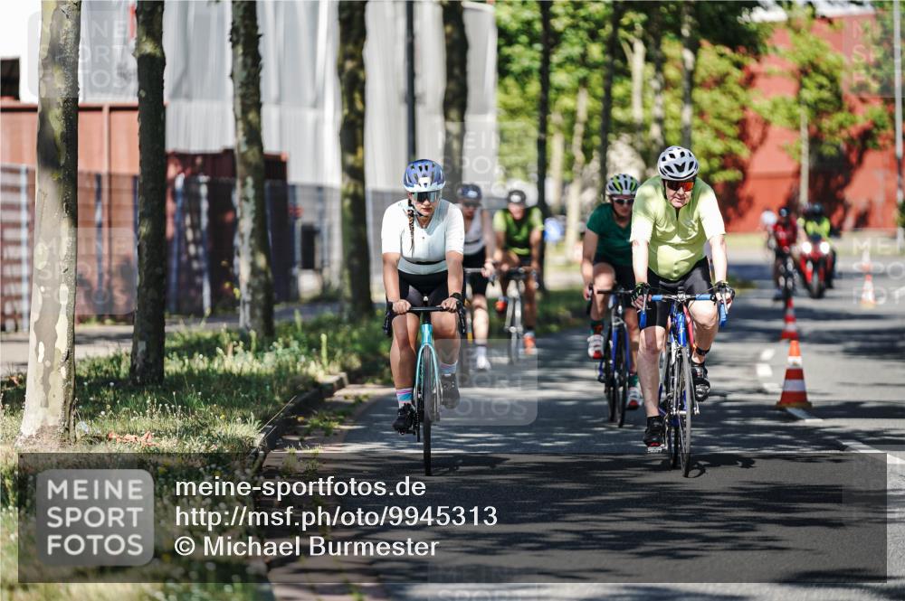 09.08.2026 - GEWOBA Citytriathlon Bremen Michael Burmester http://msf.ph/oto/9945313 09.08.2026 10:40:12 Radfahren 5, 77, 101, 115, 165, 203, 485 meine-sportfotos.de