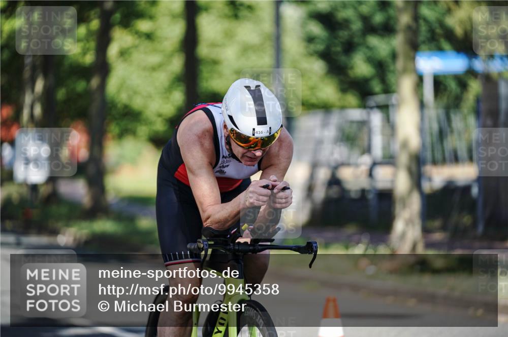 09.08.2026 - GEWOBA Citytriathlon Bremen Michael Burmester http://msf.ph/oto/9945358 09.08.2026 10:40:43 Radfahren 91, 284, 348, 416 meine-sportfotos.de