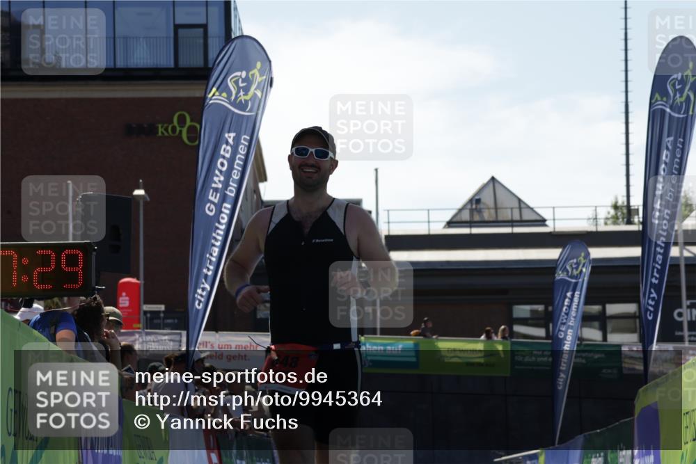 09.08.2026 - GEWOBA Citytriathlon Bremen Yannick Fuchs http://msf.ph/oto/9945364 09.08.2026 14:23:52 Ziel 648, 1107 meine-sportfotos.de