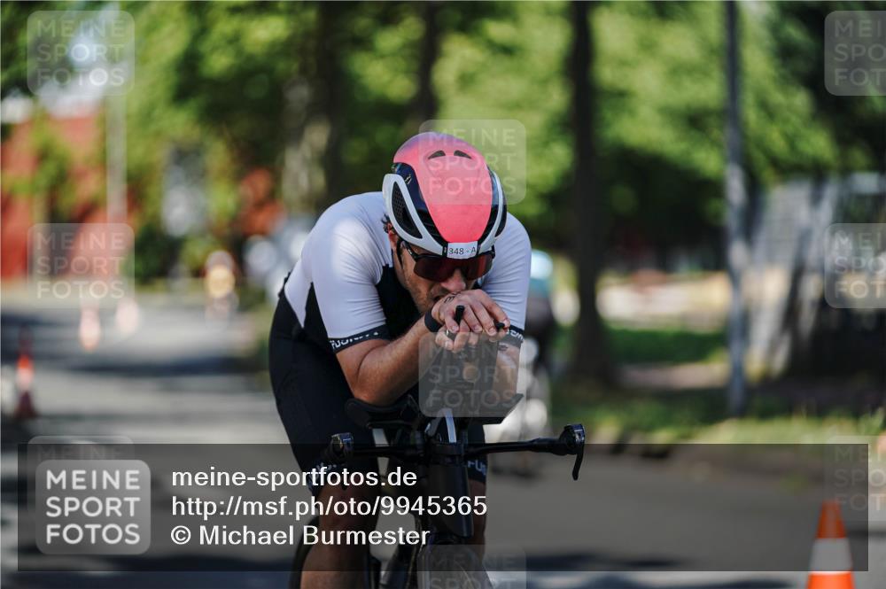 09.08.2026 - GEWOBA Citytriathlon Bremen Michael Burmester http://msf.ph/oto/9945365 09.08.2026 10:40:45 Radfahren 91, 284, 348, 416 meine-sportfotos.de
