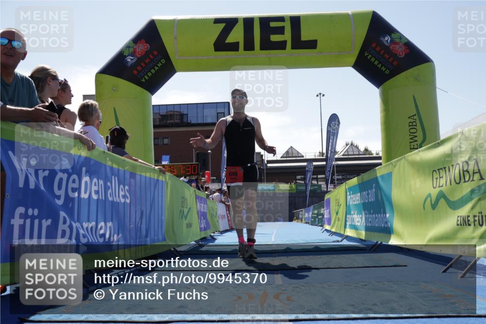 09.08.2026 - GEWOBA Citytriathlon Bremen Yannick Fuchs http://msf.ph/oto/9945370 09.08.2026 14:23:53 Ziel 648, 1107 meine-sportfotos.de