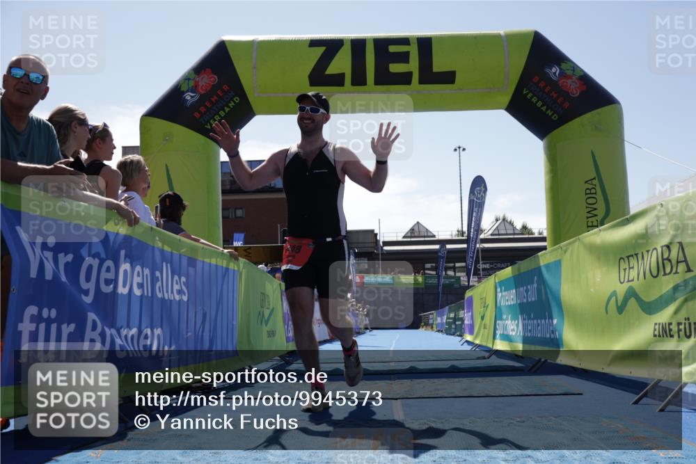 09.08.2026 - GEWOBA Citytriathlon Bremen Yannick Fuchs http://msf.ph/oto/9945373 09.08.2026 14:23:53 Ziel 648, 1107 meine-sportfotos.de