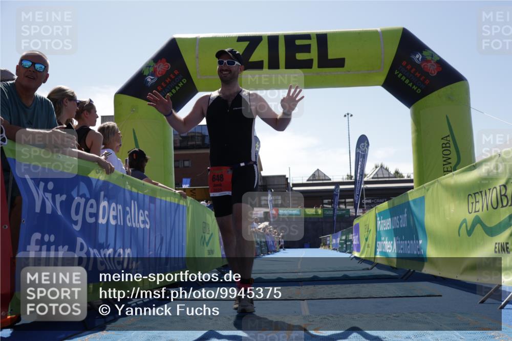 09.08.2026 - GEWOBA Citytriathlon Bremen Yannick Fuchs http://msf.ph/oto/9945375 09.08.2026 14:23:53 Ziel 648, 1107 meine-sportfotos.de