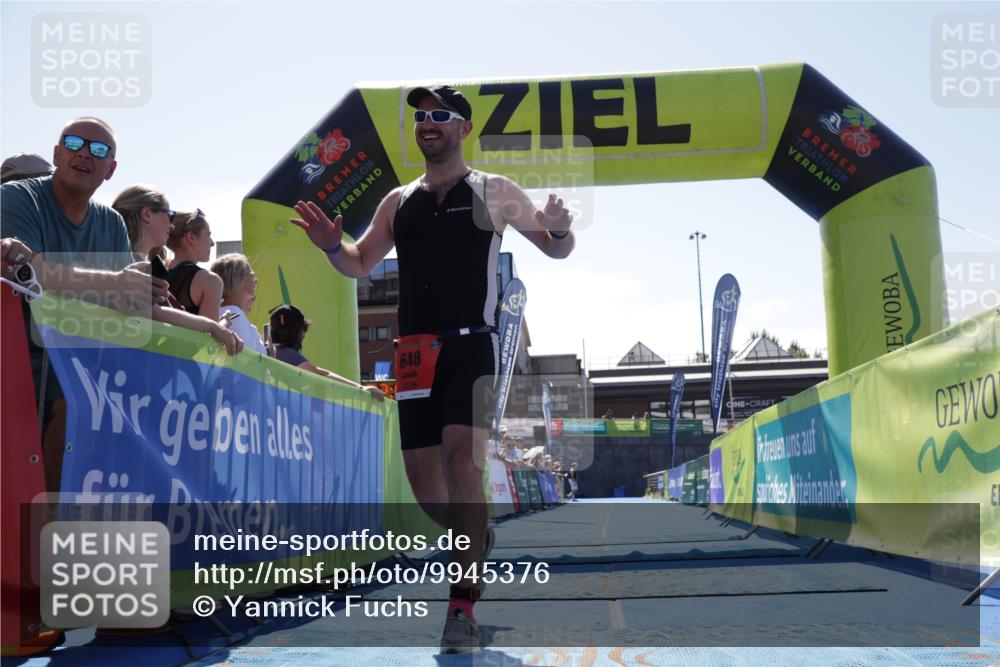 09.08.2026 - GEWOBA Citytriathlon Bremen Yannick Fuchs http://msf.ph/oto/9945376 09.08.2026 14:23:54 Ziel 648, 1107 meine-sportfotos.de