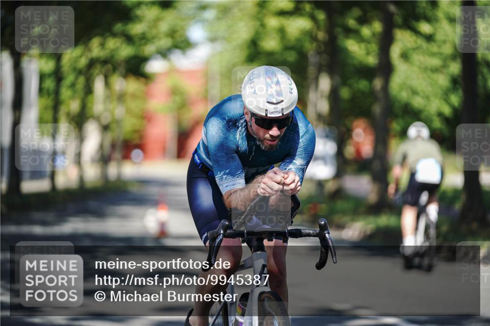 09.08.2026 - GEWOBA Citytriathlon Bremen Michael Burmester http://msf.ph/oto/9945387 09.08.2026 10:41:01 Radfahren 284, 360 meine-sportfotos.de