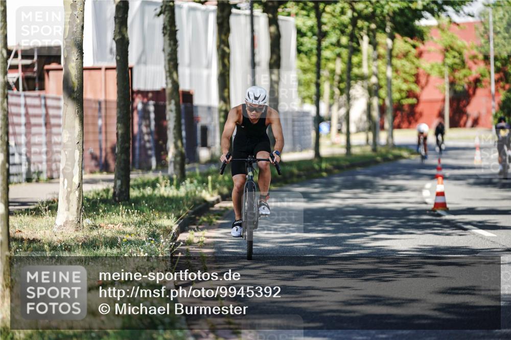 09.08.2026 - GEWOBA Citytriathlon Bremen Michael Burmester http://msf.ph/oto/9945392 09.08.2026 10:41:21 Radfahren 308 meine-sportfotos.de