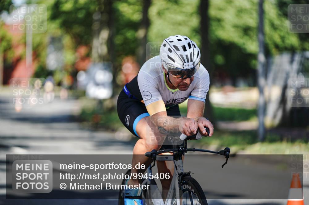 09.08.2026 - GEWOBA Citytriathlon Bremen Michael Burmester http://msf.ph/oto/9945406 09.08.2026 10:41:29 Radfahren 78, 308, 378, 412 meine-sportfotos.de