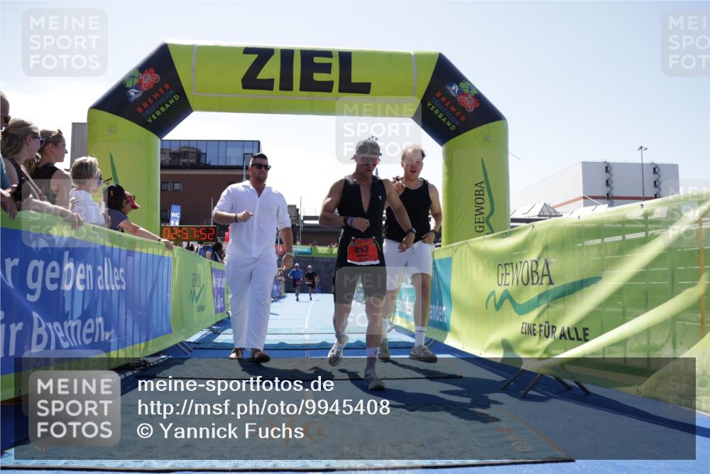 09.08.2026 - GEWOBA Citytriathlon Bremen Yannick Fuchs http://msf.ph/oto/9945408 09.08.2026 14:24:15 Ziel 590, 652, 814, 896 meine-sportfotos.de
